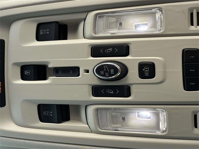 Used 2024 GMC Yukon XL Denali image 19