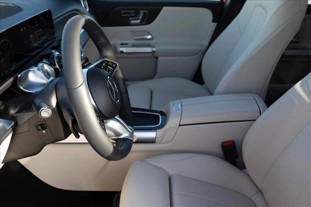 Certified 2026 Mercedes-Benz GLB 250 4MATIC image 11