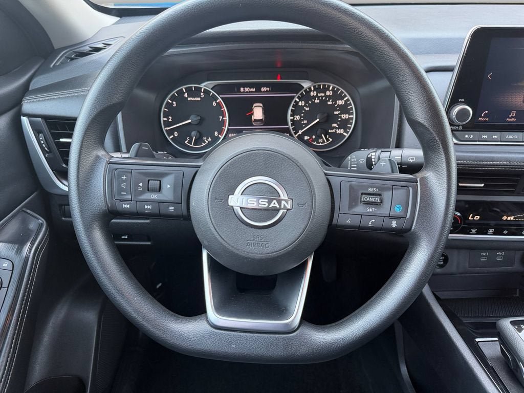 Used 2024 Nissan Rogue SV FWD image 12