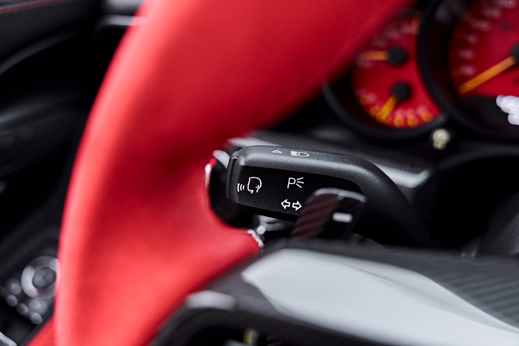 Used 2019 Porsche 911 GT2 RS RWD image 73