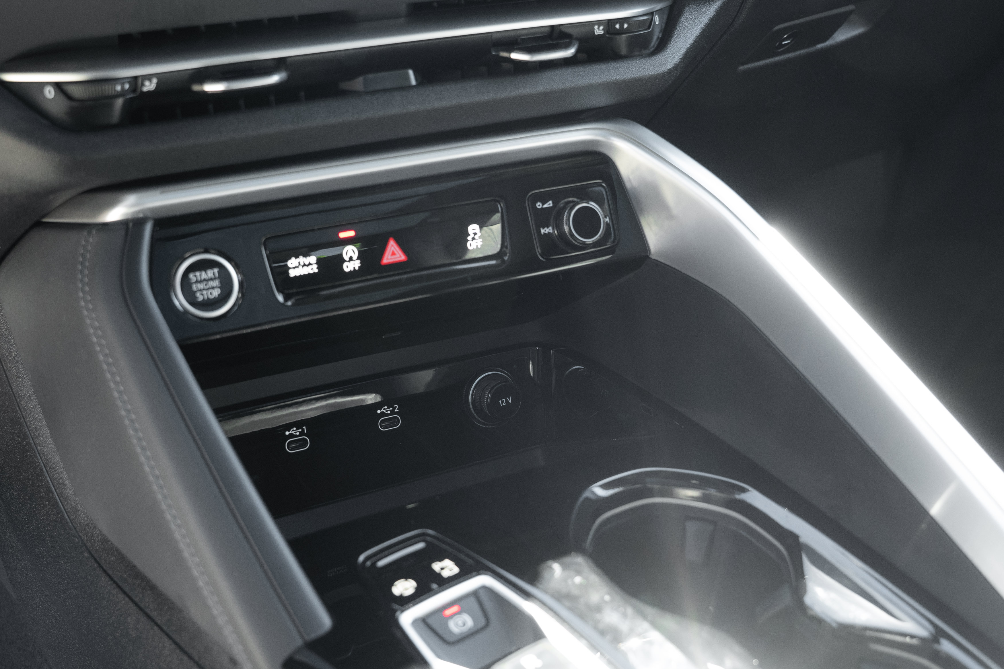 Certified 2025 Audi Q5 Premium w/ Premium Plus AWD/4WD image 14