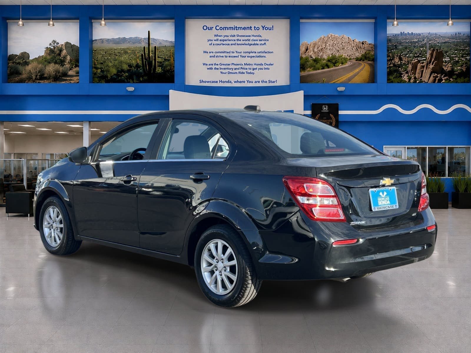 Used 2019 Chevrolet Sonic LT FWD image 8