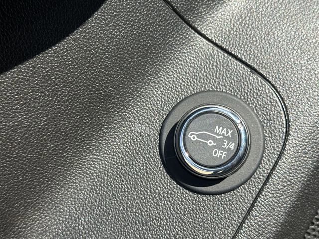 Certified 2023 GMC Acadia SLE w/ Driver Convenience Package image 33