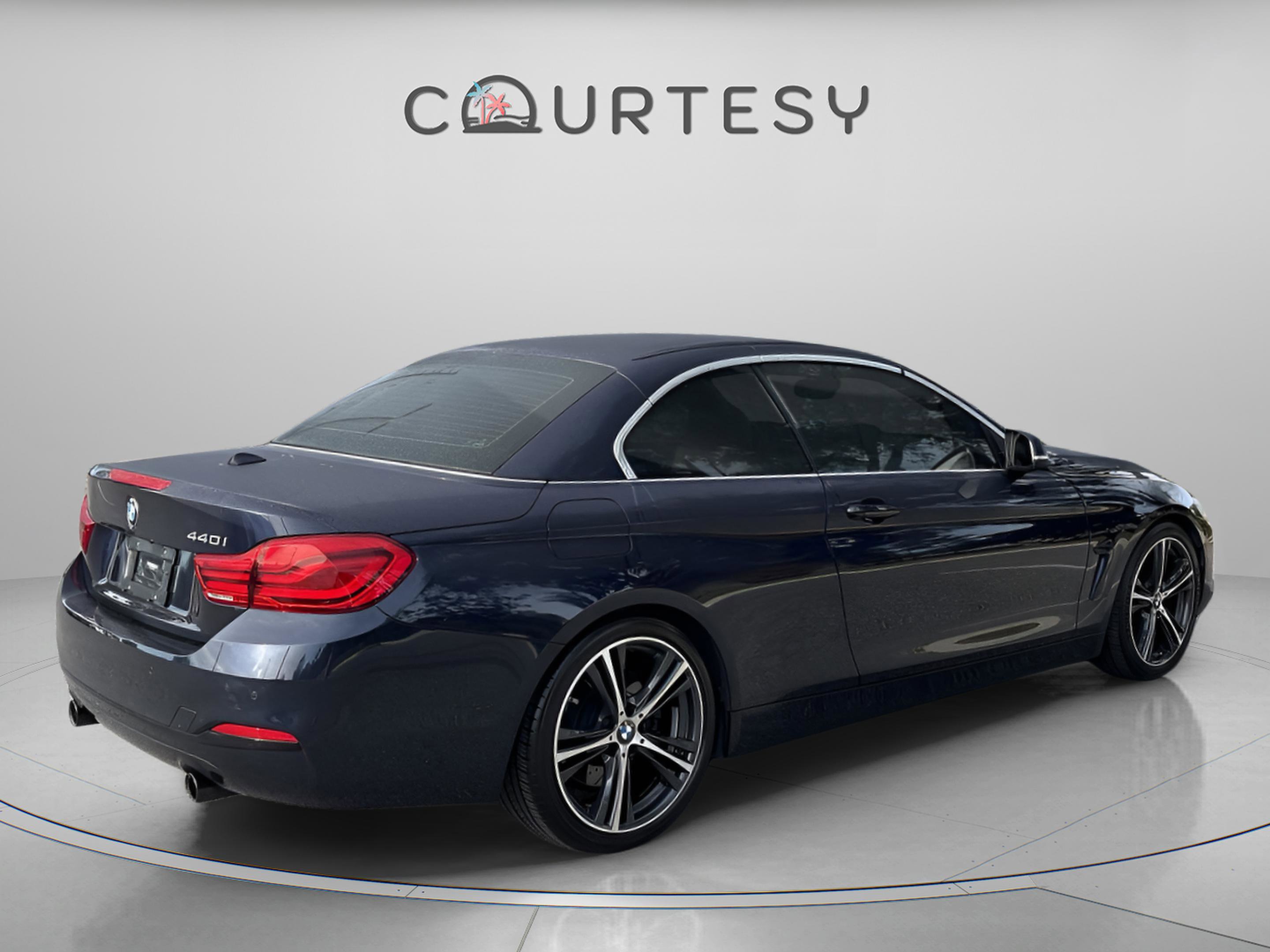 Used 2018 BMW 440i Convertible image 7