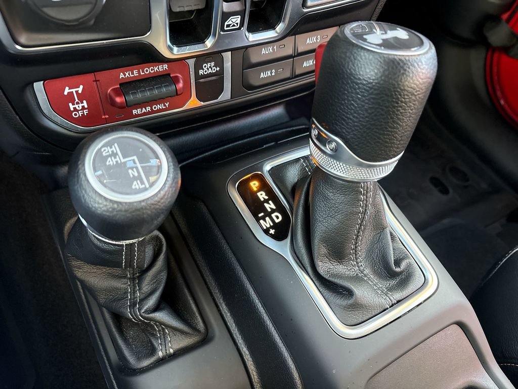 Used 2024 Jeep Wrangler Willys image 18