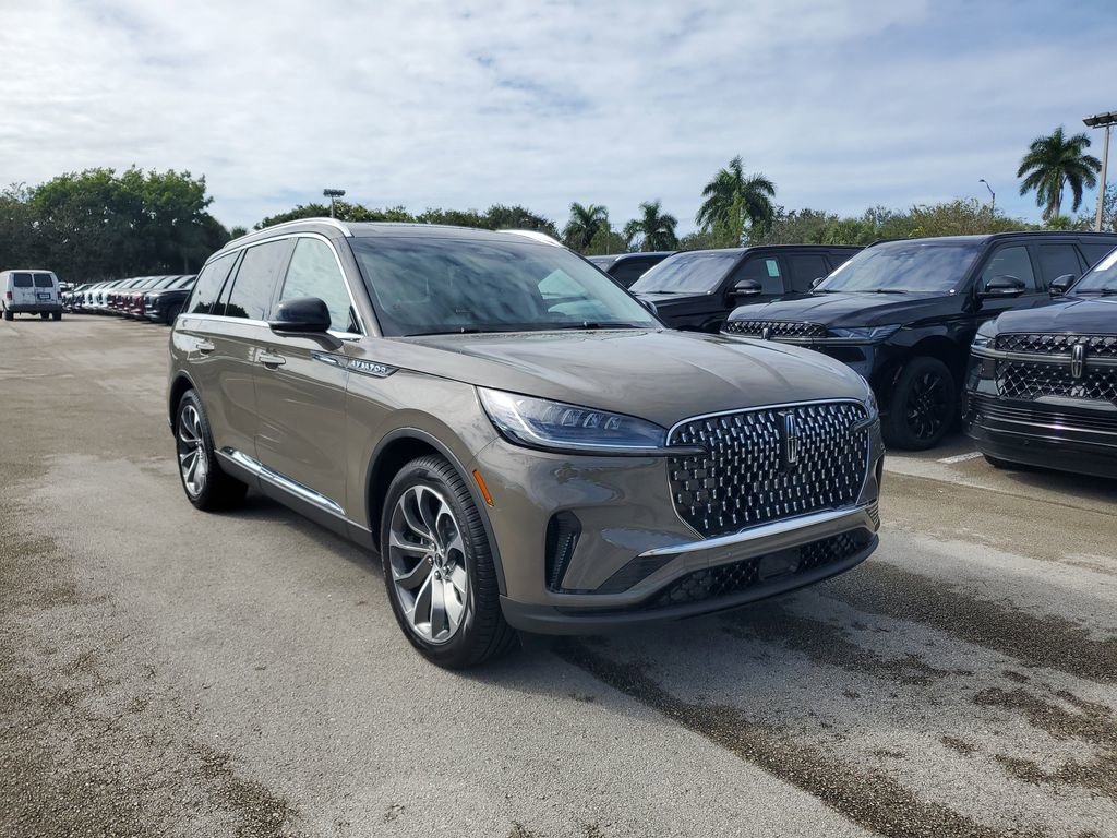 New 2025 Lincoln Aviator 2WD w/ Equipment Group 101A image 31