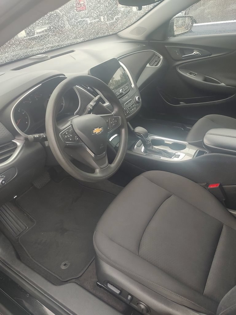 Used 2024 Chevrolet Malibu LT FWD image 8