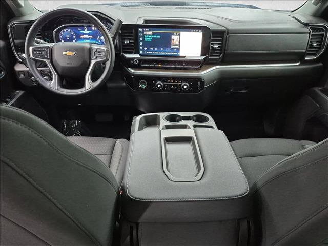Used 2023 Chevrolet Silverado 1500 LT RWD image 17