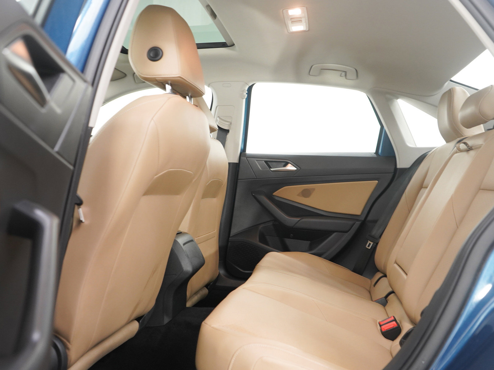 Used 2019 Volkswagen Jetta SEL image 17