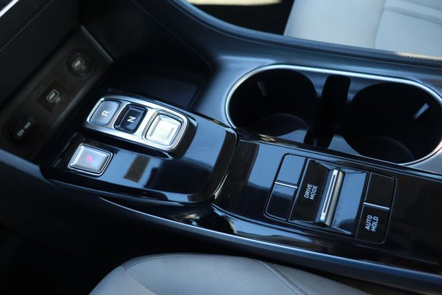 Used 2023 Hyundai Sonata SEL image 16