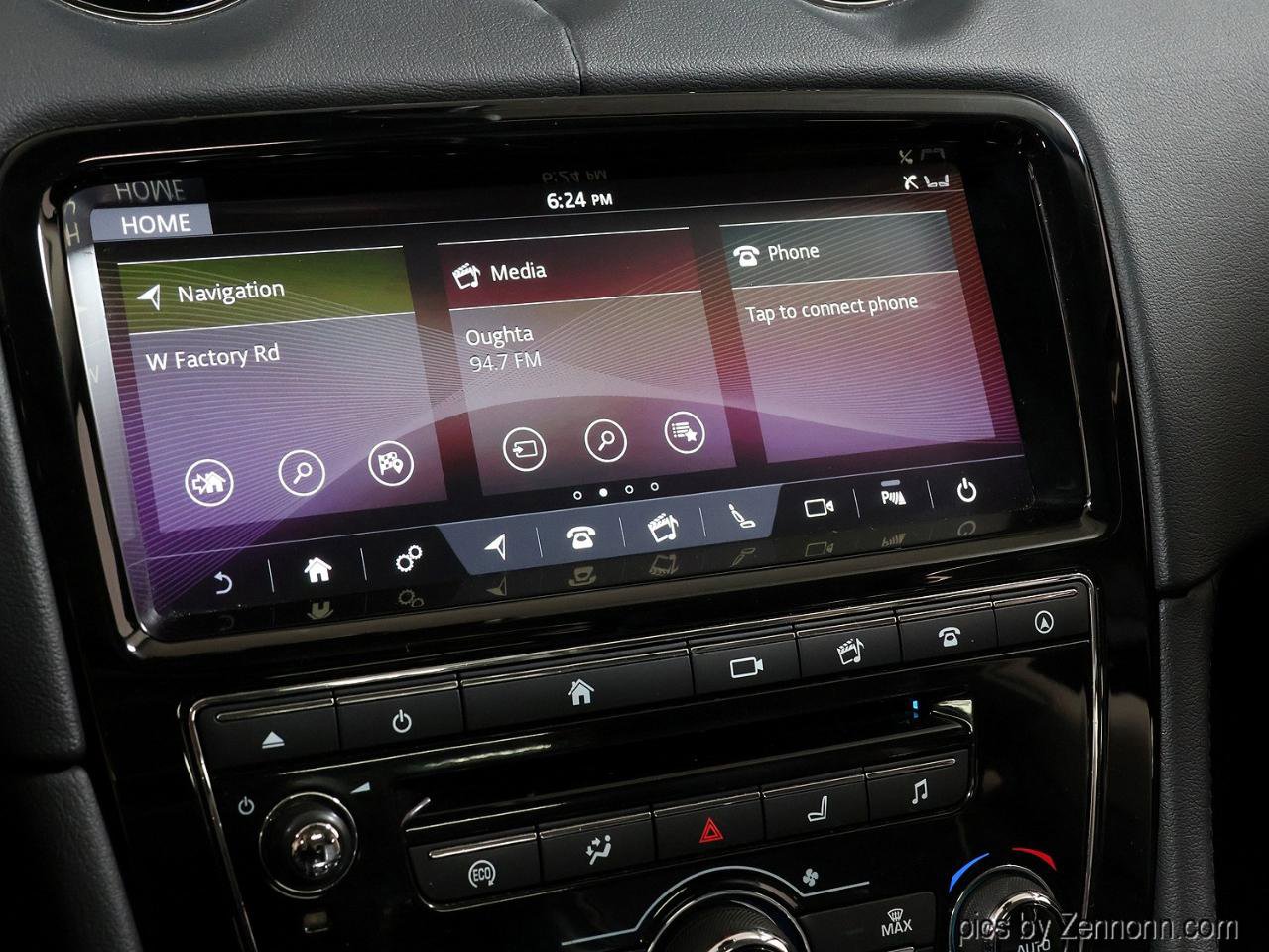 Used 2018 Jaguar XJ R-Sport image 21