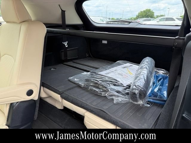 Used 2022 Lexus RX 350L Premium w/ Premium Package AWD/4WD image 18