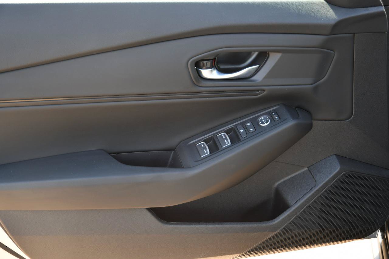 Used 2026 Honda Accord SE image 8