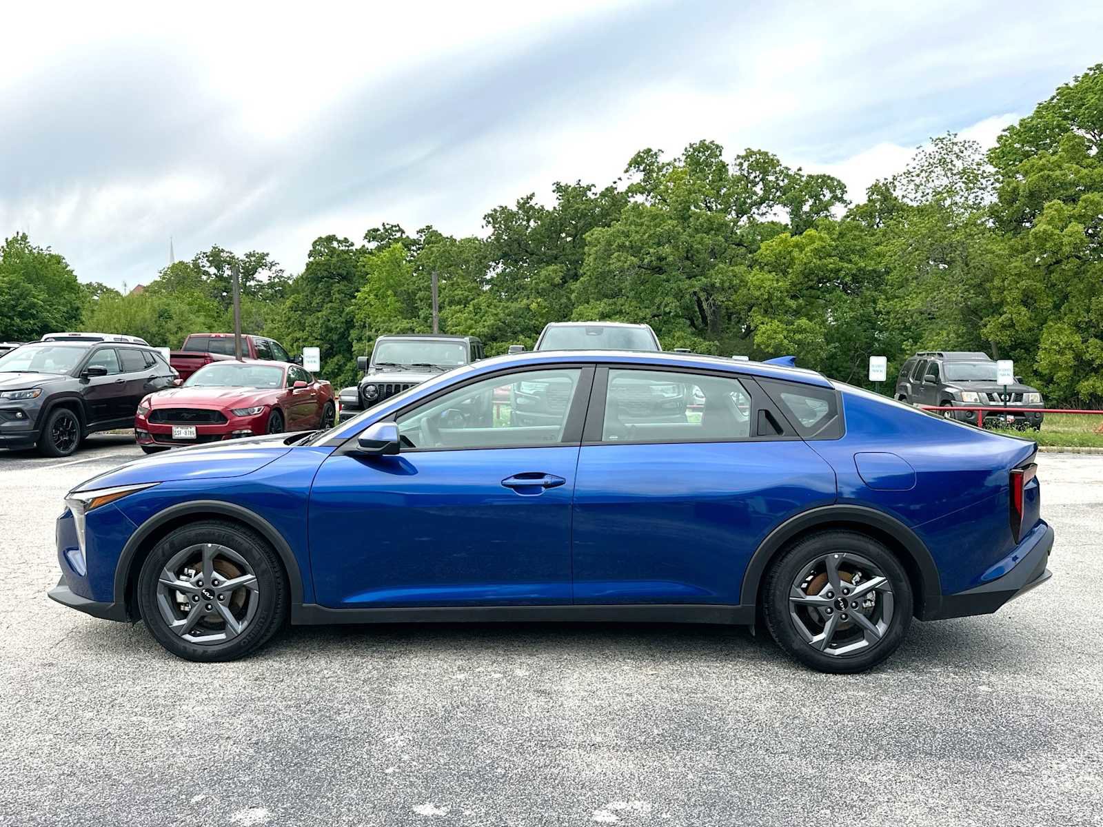 Used 2025 Kia K4 LXS image 12