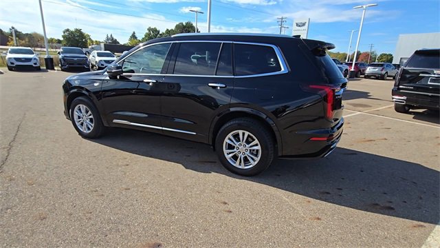 Certified 2024 Cadillac XT6 Luxury image 6