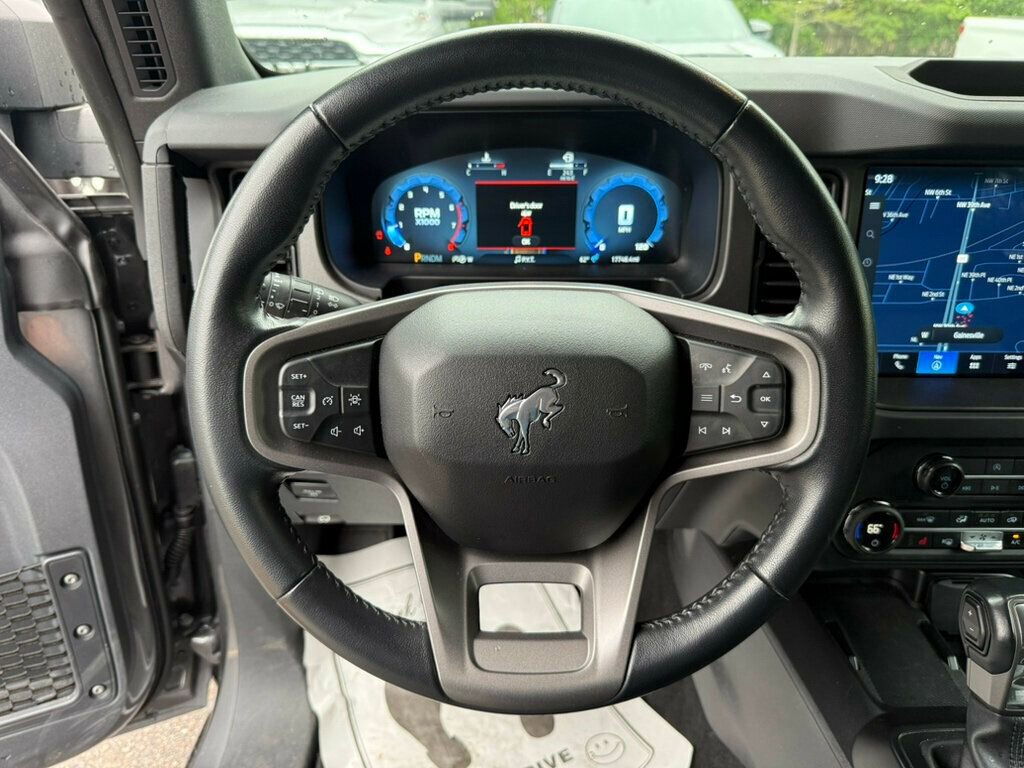 Used 2025 Ford Bronco Big Bend image 5