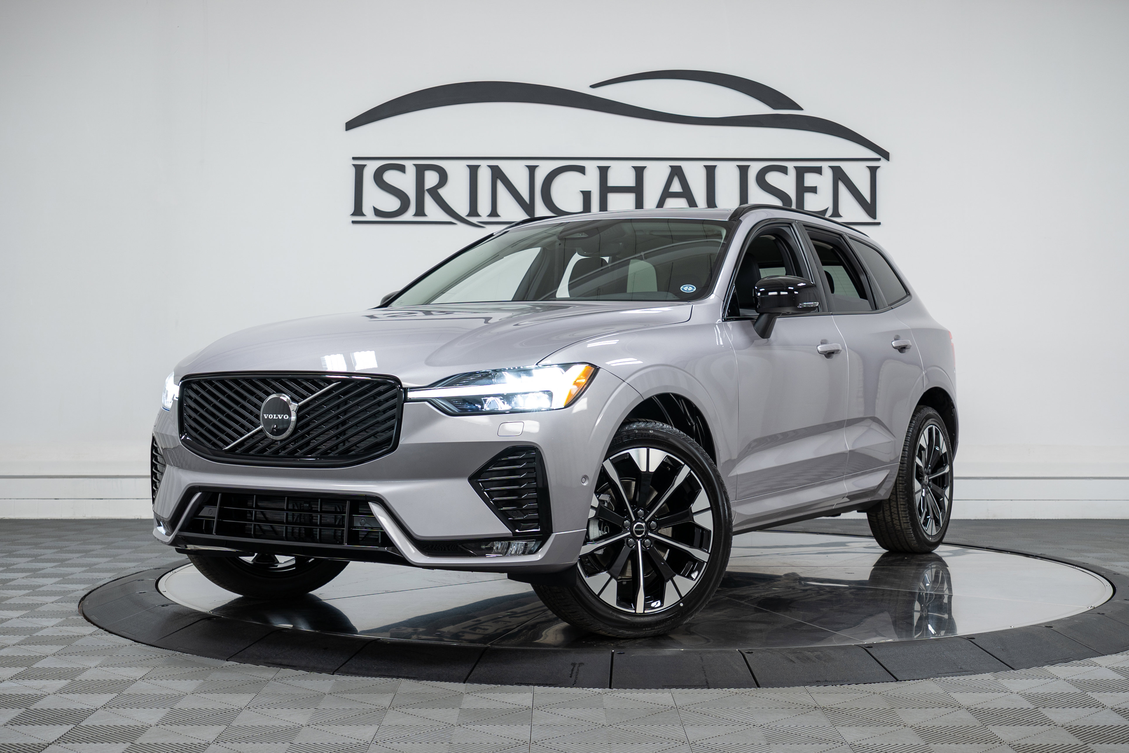 New 2026 Volvo XC60 B5 Plus w/ Climate Package image 26