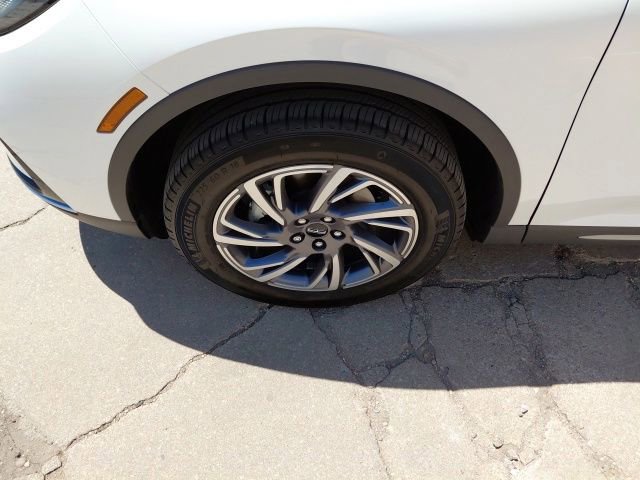 Used 2023 Lincoln Corsair FWD w/ Equipment Group 101A image 31