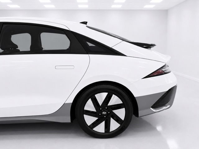 Used 2024 Hyundai Ioniq 6 SE AWD/4WD image 6