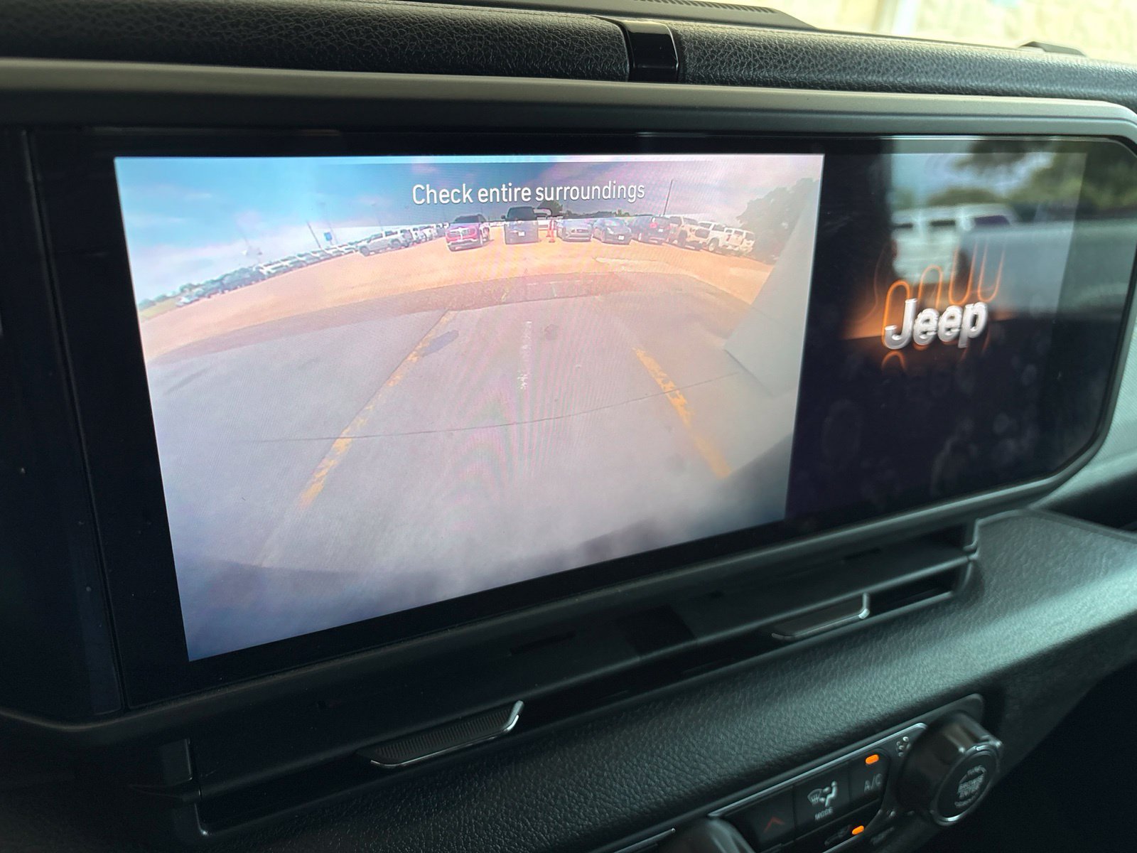 Used 2026 Jeep Wrangler Sport AWD/4WD image 22