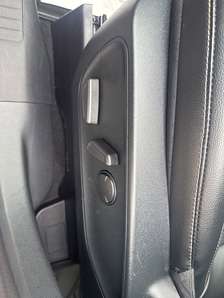 Used 2020 Ford Escape Titanium w/ Titanium Premium Package 2.0 FWD image 57