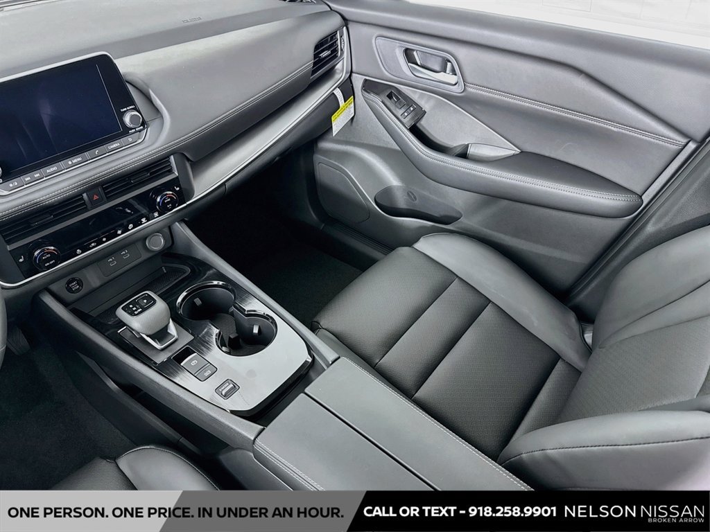 New 2026 Nissan Rogue Dark Armor FWD image 23