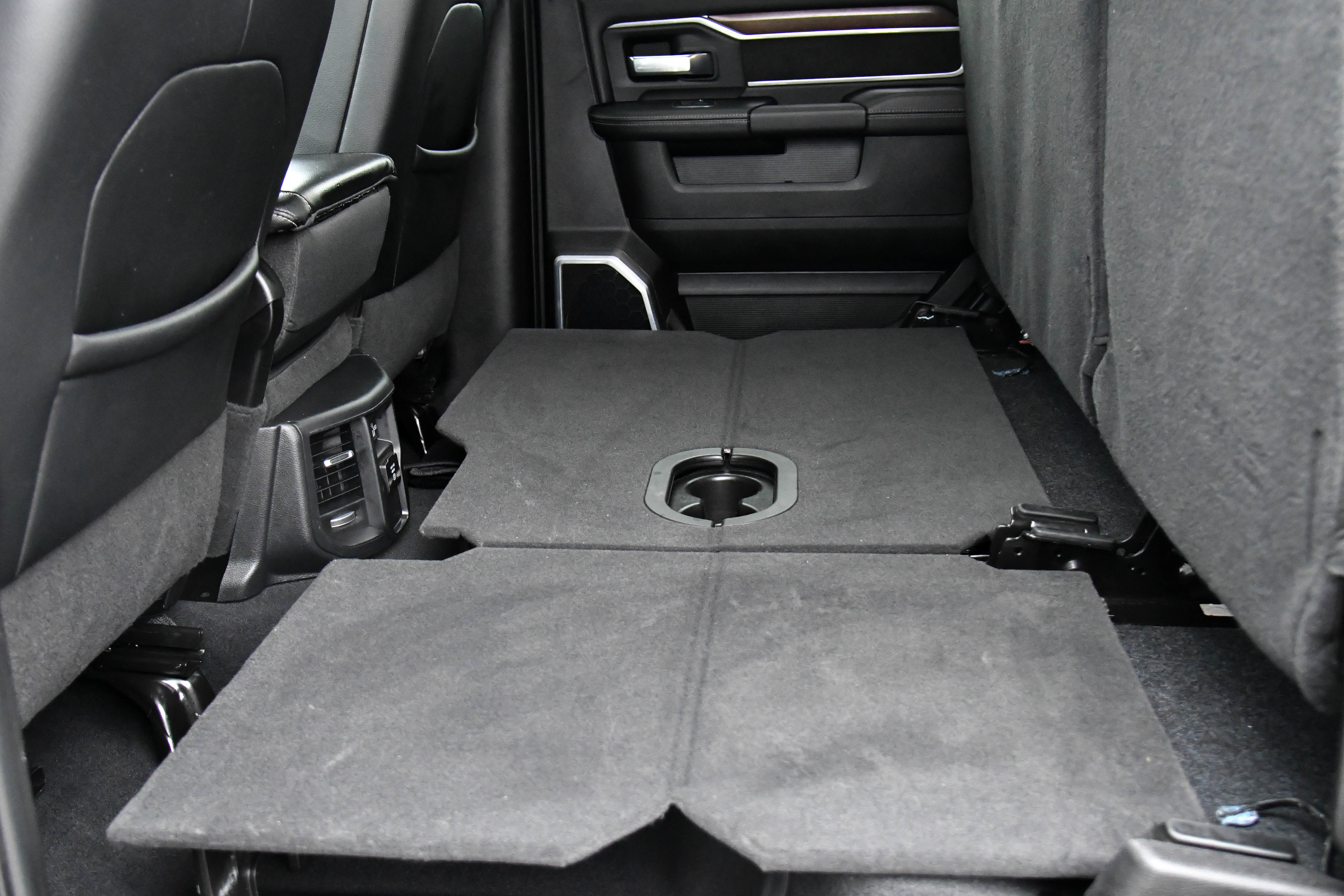 Used 2024 RAM 2500 Laramie image 45