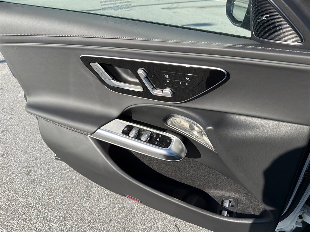 New 2026 Mercedes-Benz E 53 AMG e 4MATIC Sedan image 10