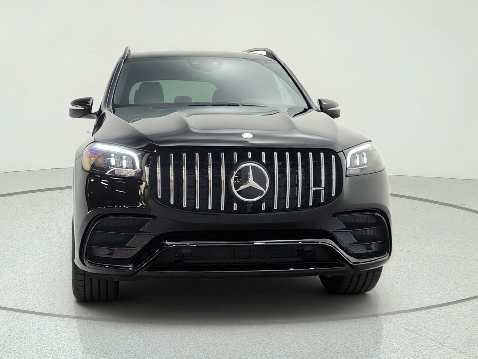 New 2026 Mercedes-Benz GLS 63 AMG 4MATIC image 2