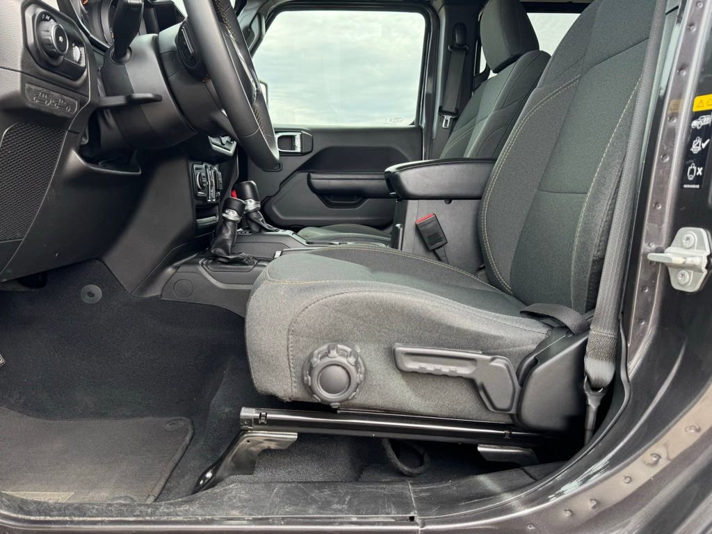Certified 2024 Jeep Wrangler Sport S image 10