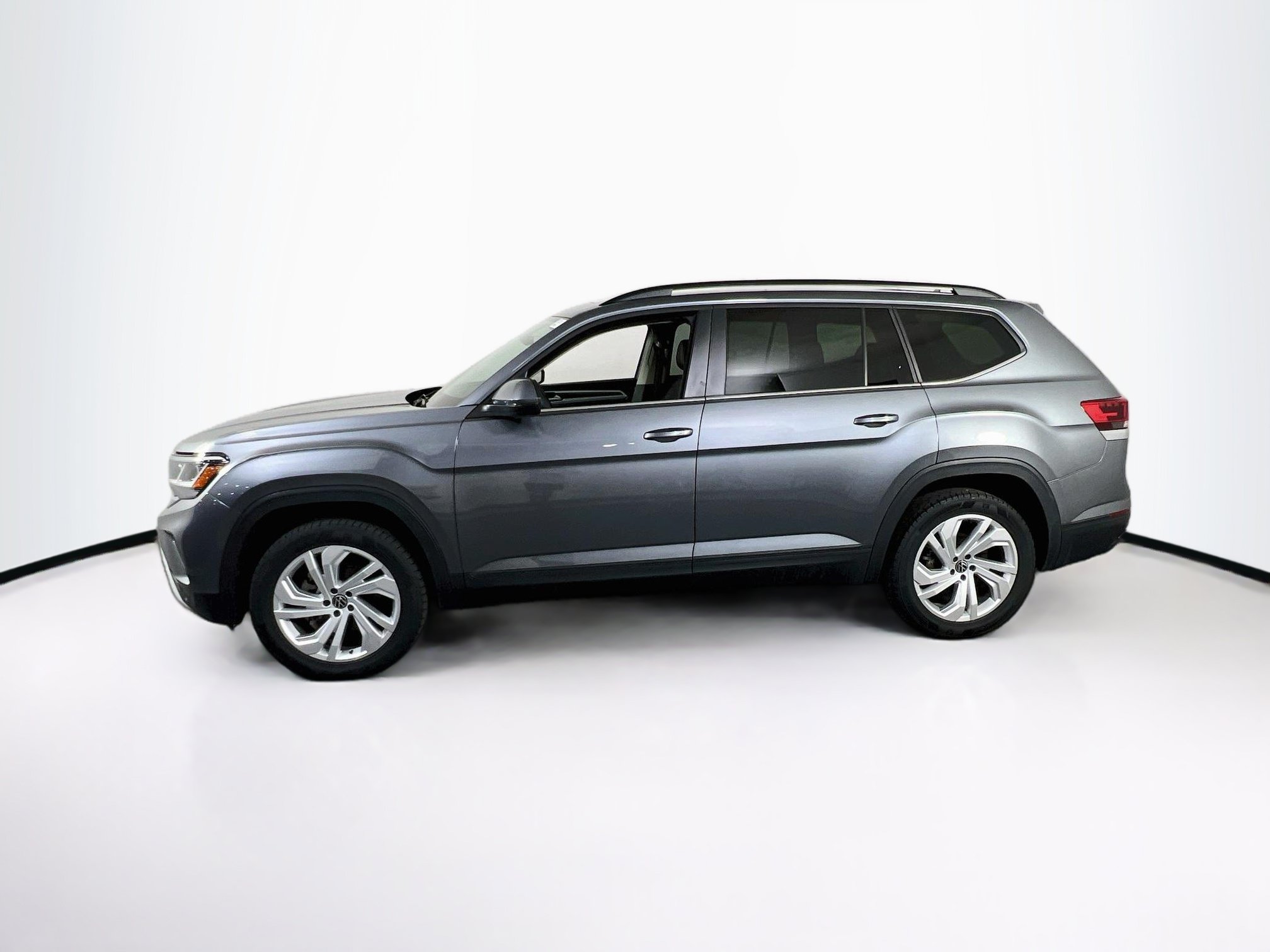 Used 2023 Volkswagen Atlas SE AWD/4WD image 8