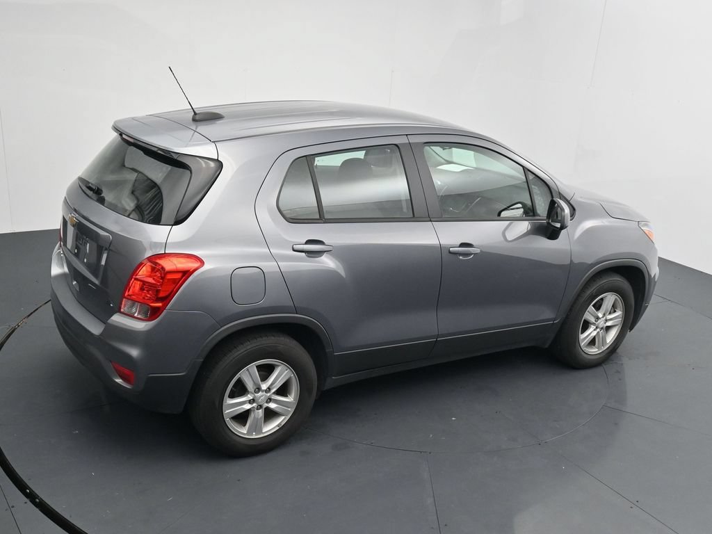 Used 2020 Chevrolet Trax LS FWD image 16