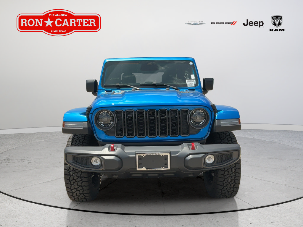 New 2026 Jeep Gladiator Rubicon w/ Steel Power Dome Hood Package AWD/4WD image 2