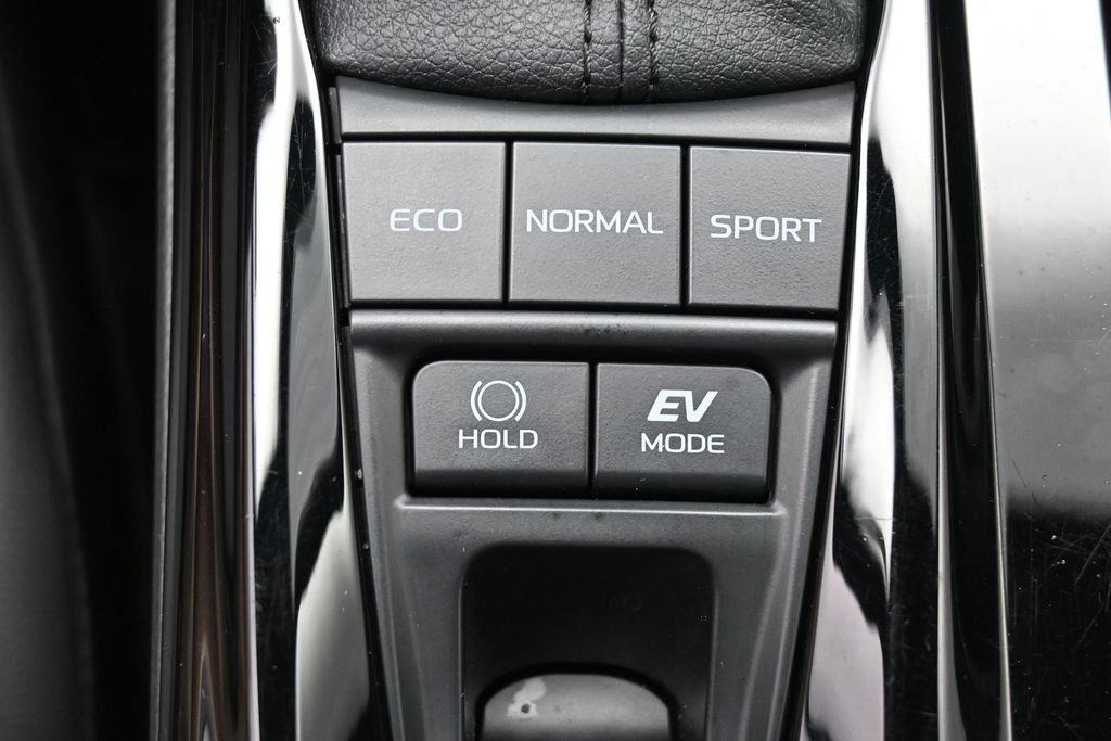 Used 2025 Toyota Camry XSE w/ Premium Package AWD/4WD image 25