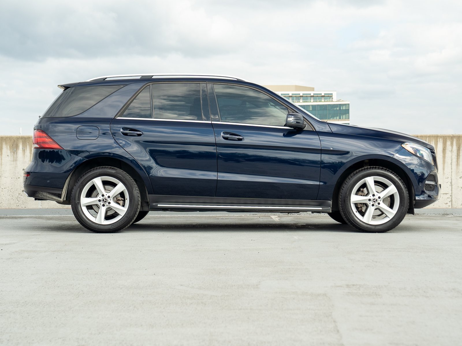Used 2018 Mercedes-Benz GLE 350 4MATIC image 6