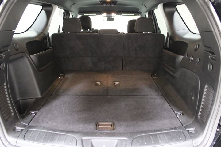 Used 2024 Dodge Durango SXT image 13