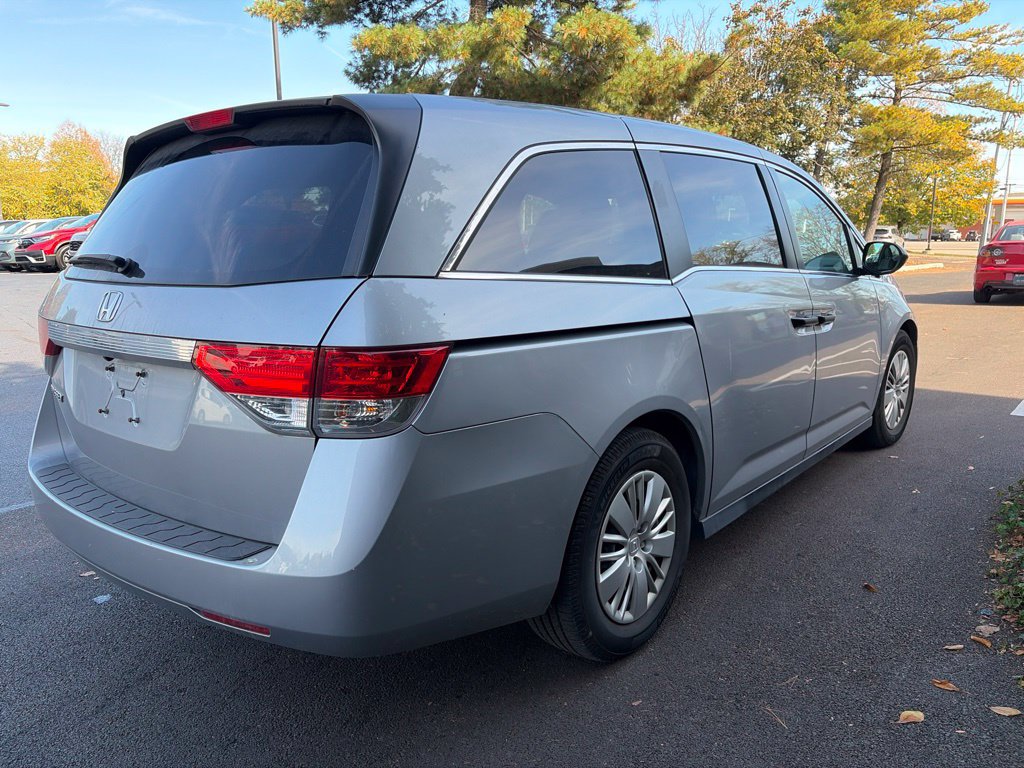 Used 2016 Honda Odyssey LX image 5