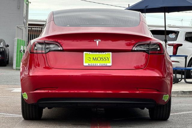 Used 2020 Tesla Model 3 Standard Range Plus image 7