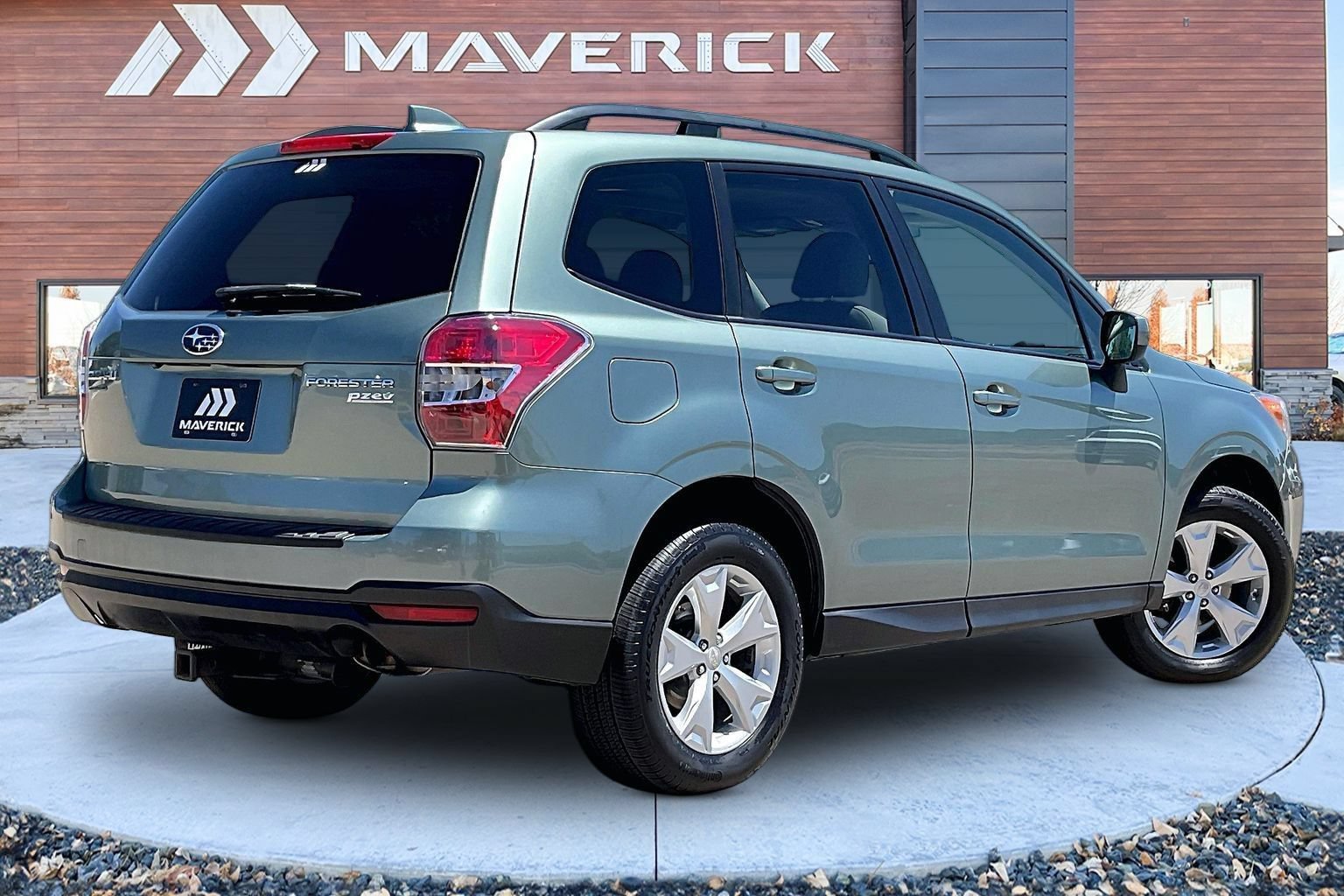 Used 2016 Subaru Forester 2.5i Premium w/ Popular Package #2 AWD/4WD image 5