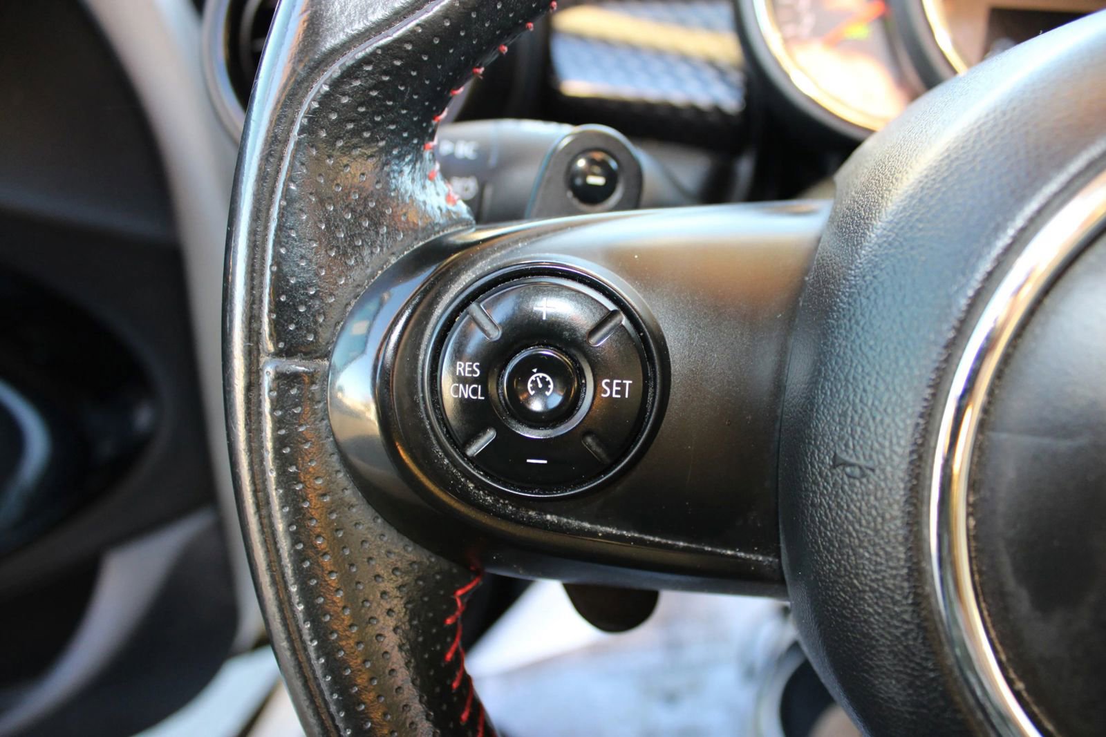 Used 2020 MINI Cooper S w/ Storage Package image 36