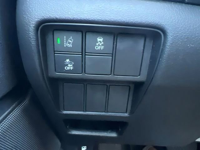 Used 2020 Honda CR-V LX image 15