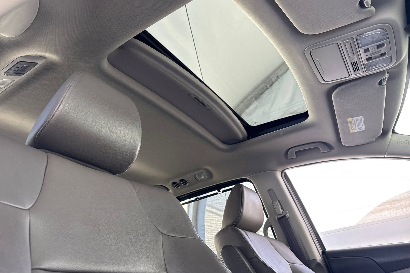 Used 2014 Honda Odyssey EX-L image 15