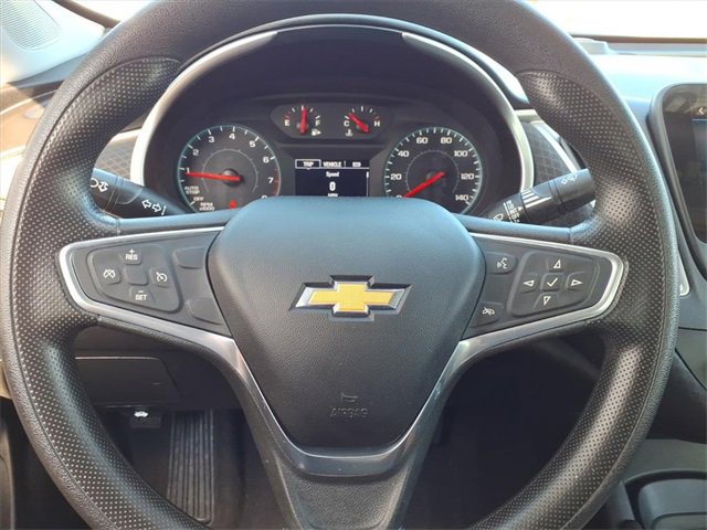 Used 2020 Chevrolet Malibu LS image 16