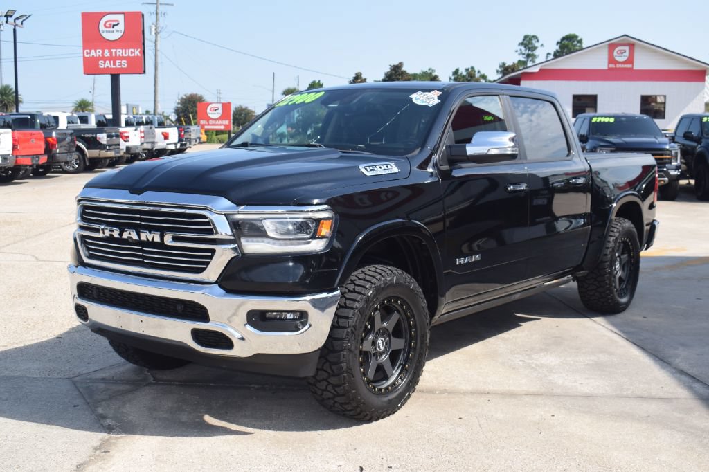 Used 2019 RAM 1500 Laramie RWD image 1