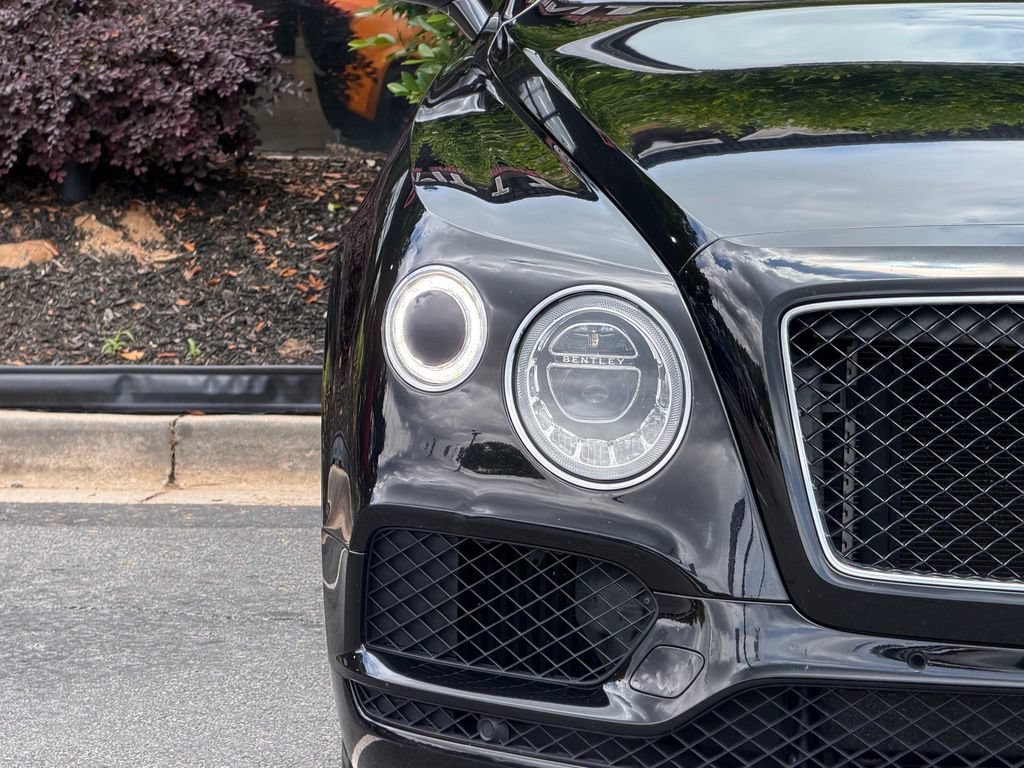 Used 2019 Bentley Bentayga AWD/4WD image 4