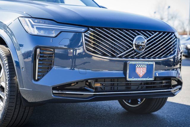 New 2026 Volvo XC90 B6 Ultra w/ Protection Package Premier image 14