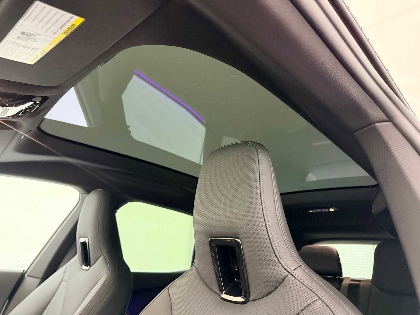 Used 2023 BMW iX xDrive50 w/ Sport Package image 19