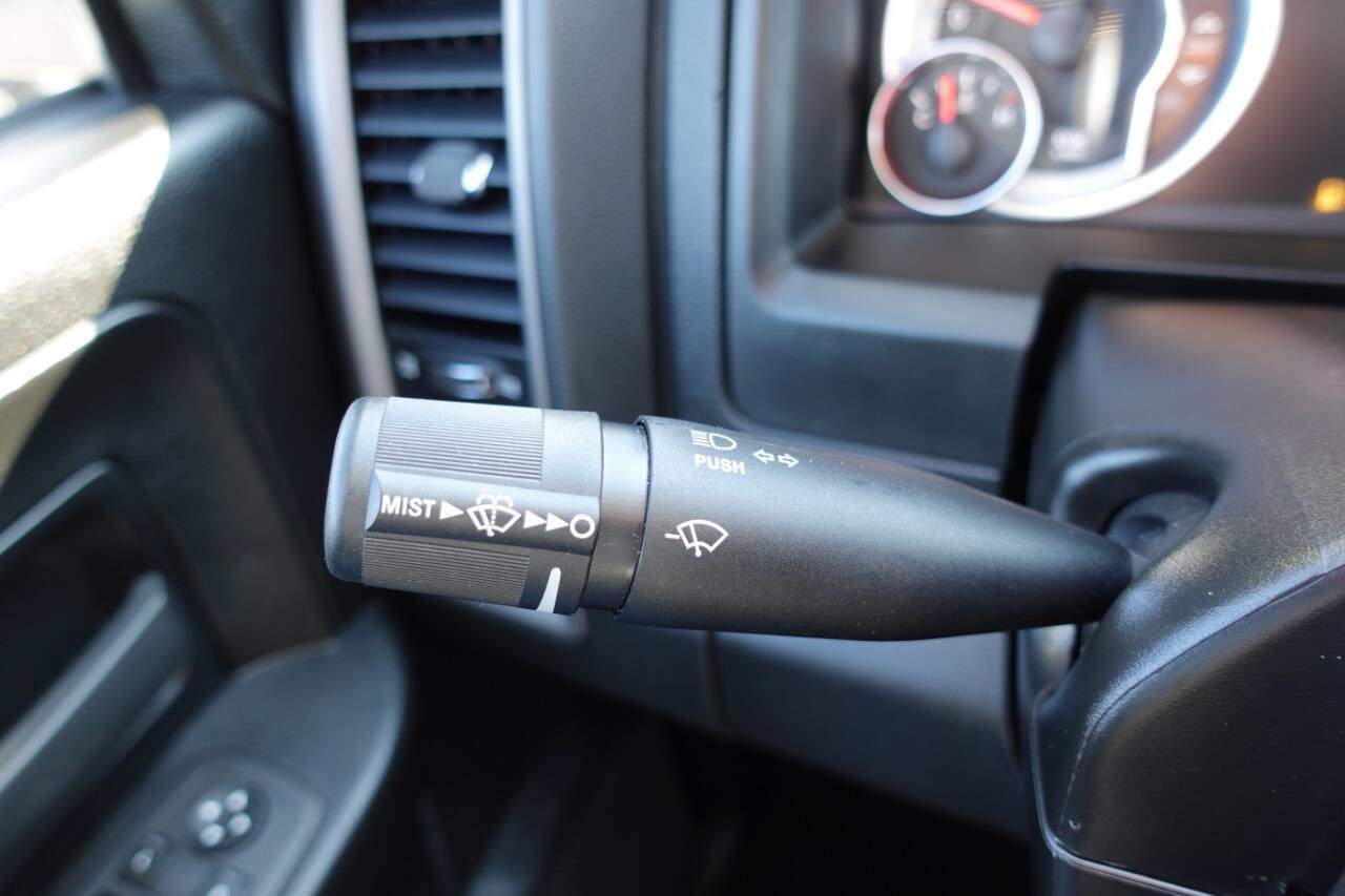 Used 2023 RAM 1500 Express w/ Wheel & Sound Group image 45