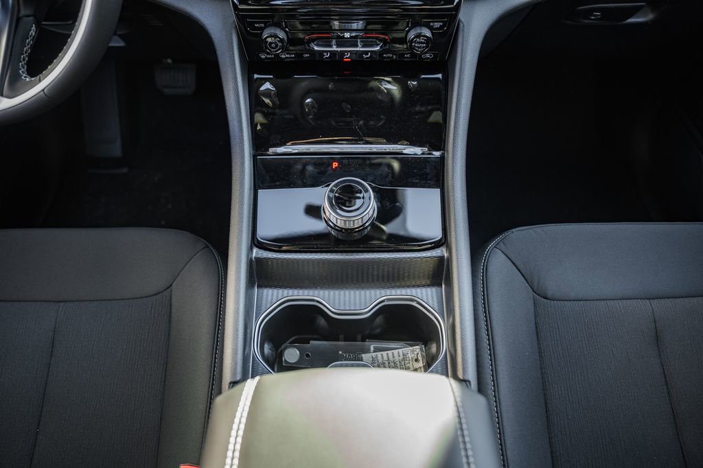 New 2025 Jeep Grand Cherokee Laredo X w/ MOPAR Finishing Package image 24