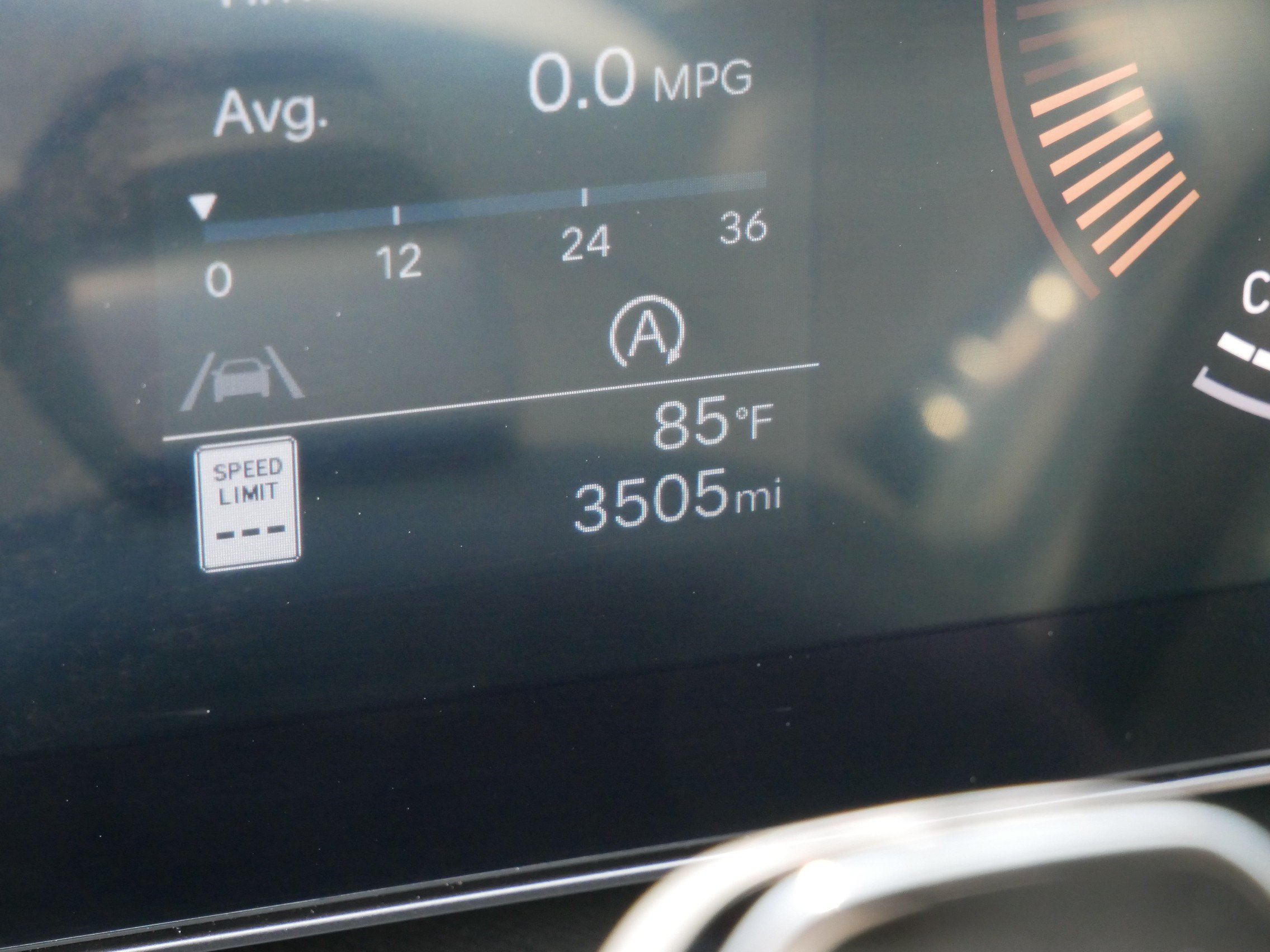 Certified 2026 Hyundai Santa Fe SEL AWD/4WD image 33